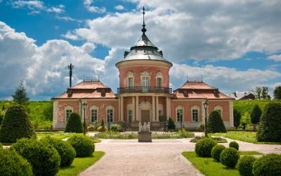 Zoločev Castle