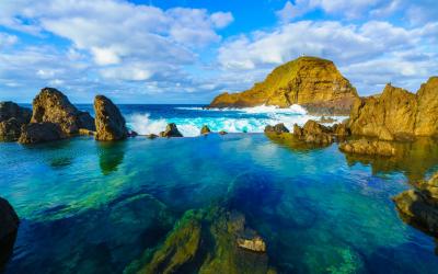 Madeira   Natural volcanic lagoon pools at Porto Moniz