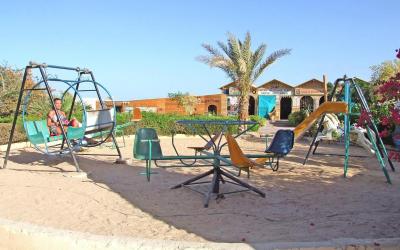 egiptas-hurgada-King-tut-aqua-park-beach-resort-play ground