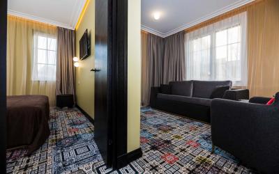 Amsterdam Plaza (Superior room)