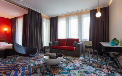 Amsterdam Plaza (Superior room)
