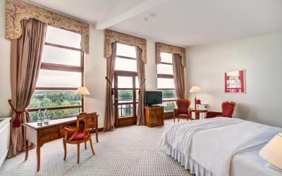 Vilnius Grand Resort (Executive Bedroom)