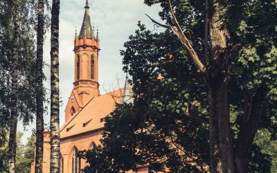 Druskininkų Švč. Mergelės Marijos Škaplierinės bažnyčia (aut.J.Šeibokas)