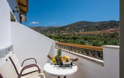 graikija-kreta-bella-elena-balkonas