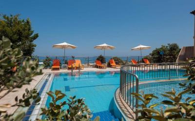 Graikija. Kreta. Sunrise Studios and Apartments.Baseinas