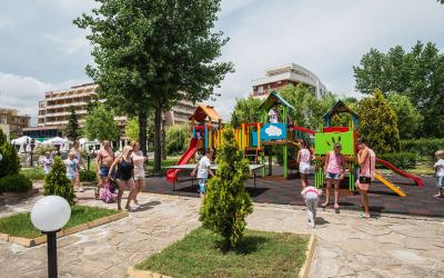 bulgarija-sunny-beach-Imperial-Resort-kids garden 8