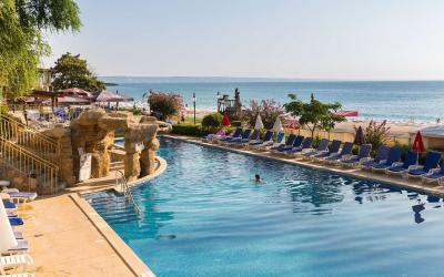 bulgarija-auksines-kopos-KALIAKRA-PALACE-pool beach