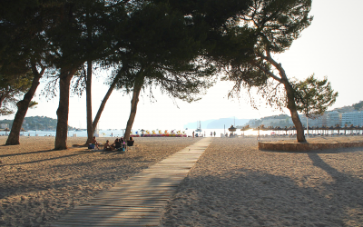 Ispanija. Maljorjos sala. Santa Ponsa paplūdimys