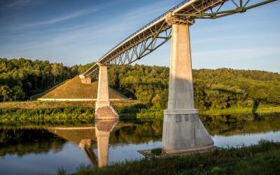 Alytaus Baltosios rožės pėsčiųjų ir dviračių tiltas