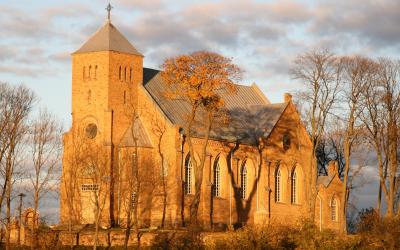 Veprių Švč. Mergelės Marijos Rožančiaus Karalienės bažnyčia