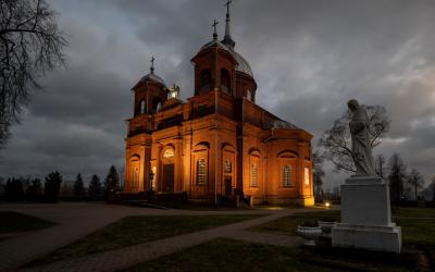 Utenos Kristaus Žengimo į dangų bažnyčia