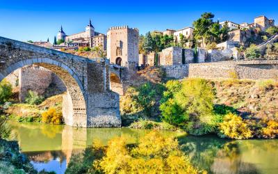 Alcazar and Alcantara tiltas   Toledo
