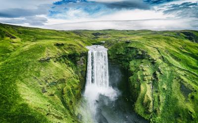 Skogafoss krioklys   Islandija