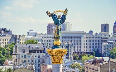 Nepriklausomybės paminklas   Kijevas