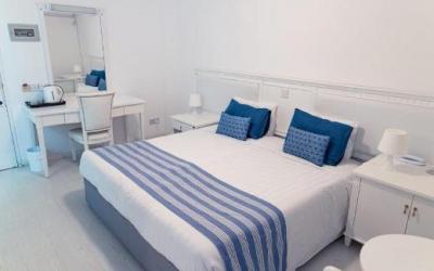 Nereus Hotel dvivietis su dvigule lova
