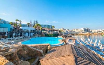 Dolmen hotel Malta. Baseino erdvė