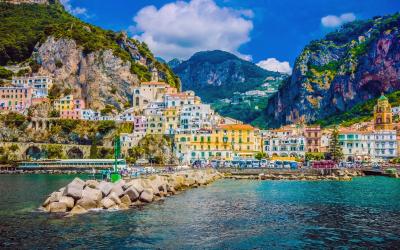 Amalfi village with a turquoise sea