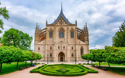 St. Barbara's Church in Kutna Hora   Čekija