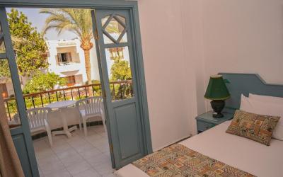Dive Inn Resort 30