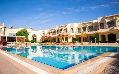 CATARACT RESORT NAAMA BAY 4