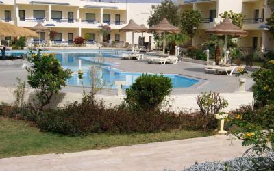 CATARACT RESORT NAAMA BAY 14