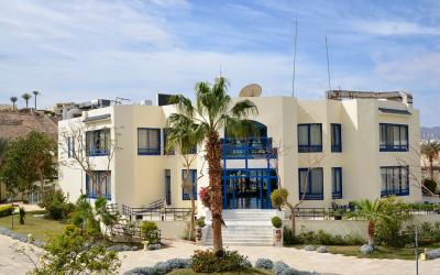 CATARACT RESORT NAAMA BAY 27