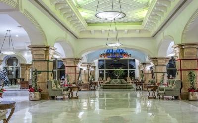 Continental Plaza Beach & Aqua Park Resort 41