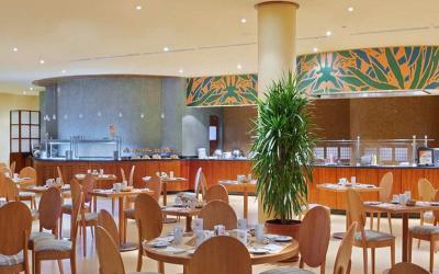 Doubletree By Hilton Sharks Bay 3