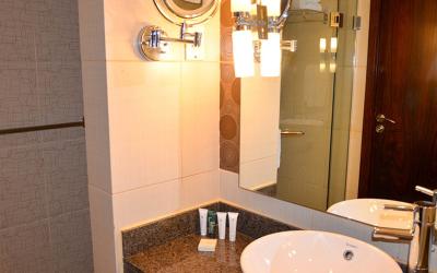 Doubletree By Hilton Sharks Bay 27