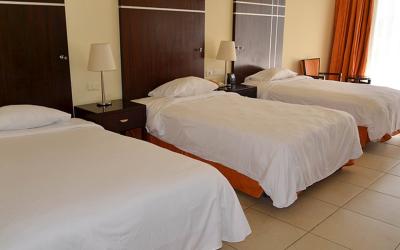 Doubletree By Hilton Sharks Bay 31