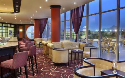 Doubletree By Hilton Sharks Bay 53