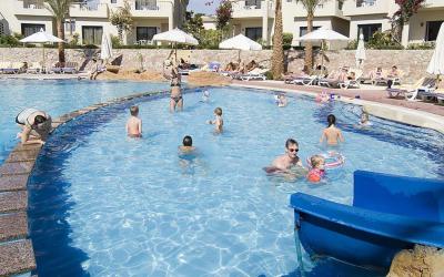 Island View Resort 7