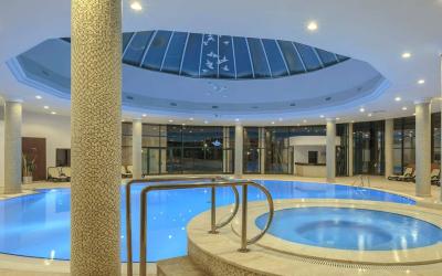 Dobedan World Palace 12