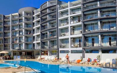 Luna Hotel 2