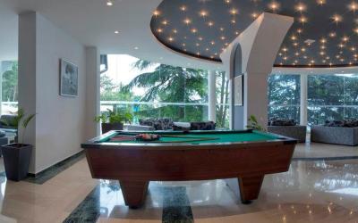 Luna Hotel 48