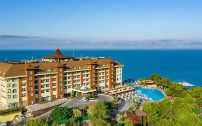 Utopia World Hotel 31