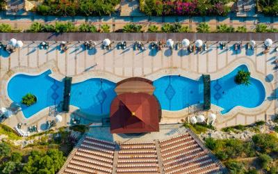 Utopia World Hotel 70
