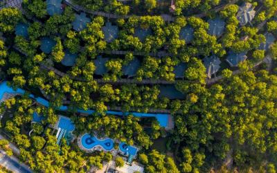 Utopia World Hotel 72