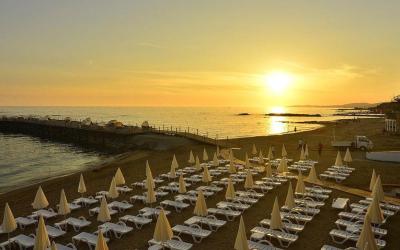 Azura Deluxe Resort & Spa 5
