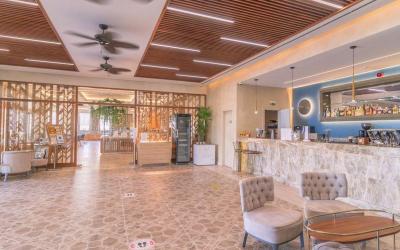 Almyros Beach Resort & Spa 10