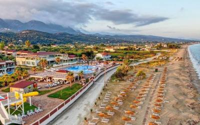 Almyros Beach Resort & Spa 18