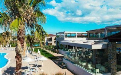 Almyros Beach Resort & Spa 33