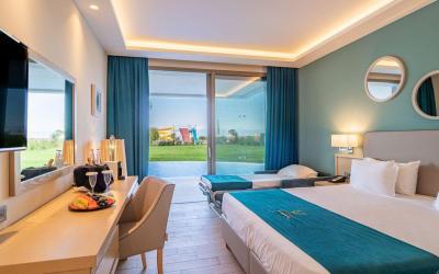 Almyros Beach Resort & Spa 53