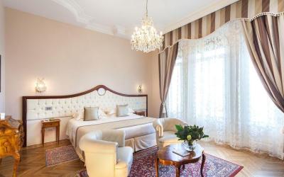 Grand Hotel Rimini 9