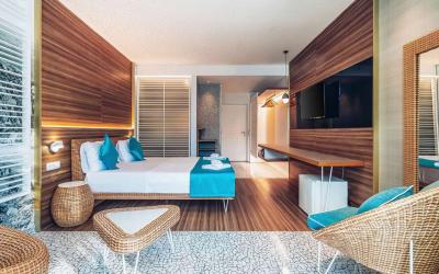 Carine Hotel Kumbor 2