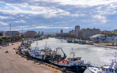 View on the harbour of Pascara, Puglia, Italy
