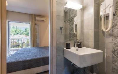 Ipsos Beach Hotel vonios kambarys