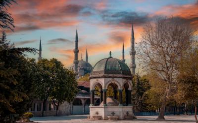 Sultanahmet Square is populer tourist attraction in Istanbul.