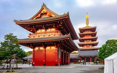 Hozomon gate and Pagoda of Senso ji temple in Asakusa, Tokyo, Japan