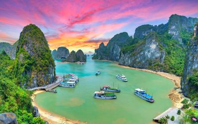 Halong Bay.Vietnam12 small